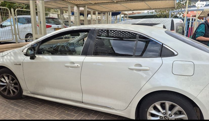 מודעת רכב טויוטה קורולה