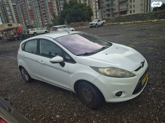 מודעת רכב פורד פיאסטה