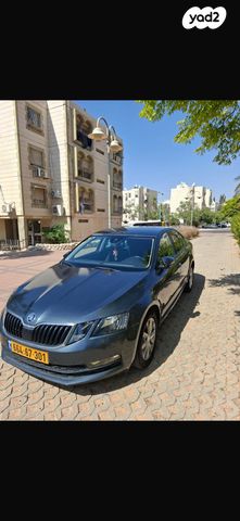 סקודה אוקטביה