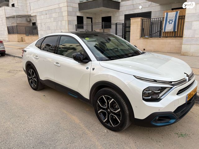 סיטרואן e-C4 X