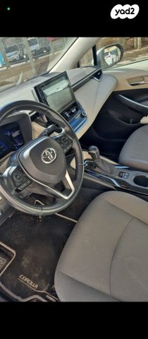 טויוטה קורולה