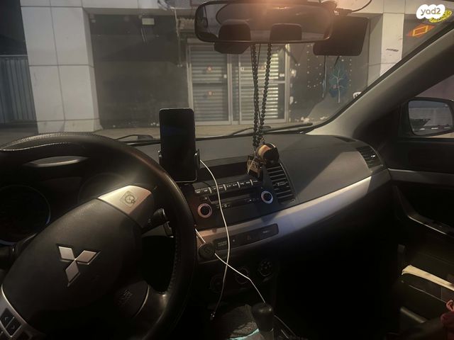 מיצובישי לנסר