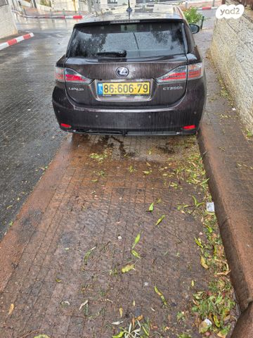 מודעת רכב לקסוס CT