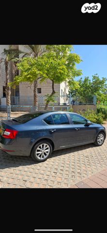 סקודה אוקטביה