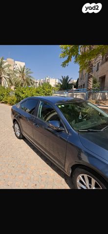 סקודה אוקטביה