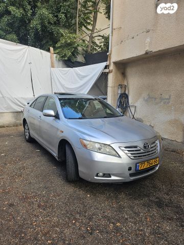 טויוטה קאמרי