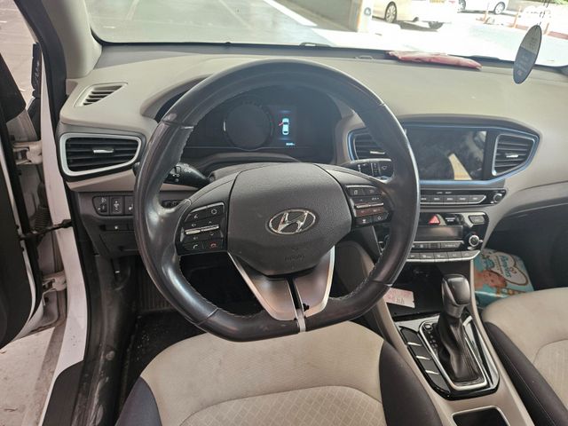 יונדאי איוניק