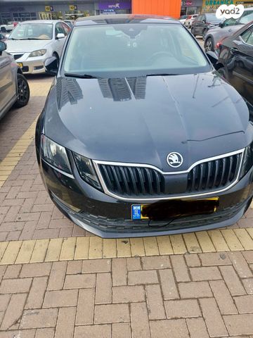 סקודה אוקטביה