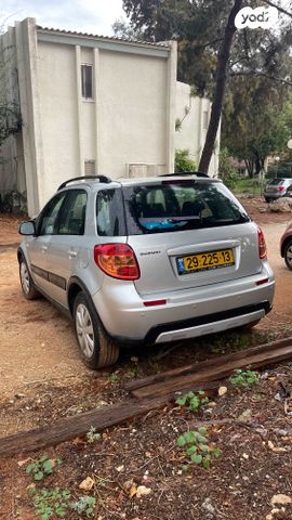 סוזוקי SX4
