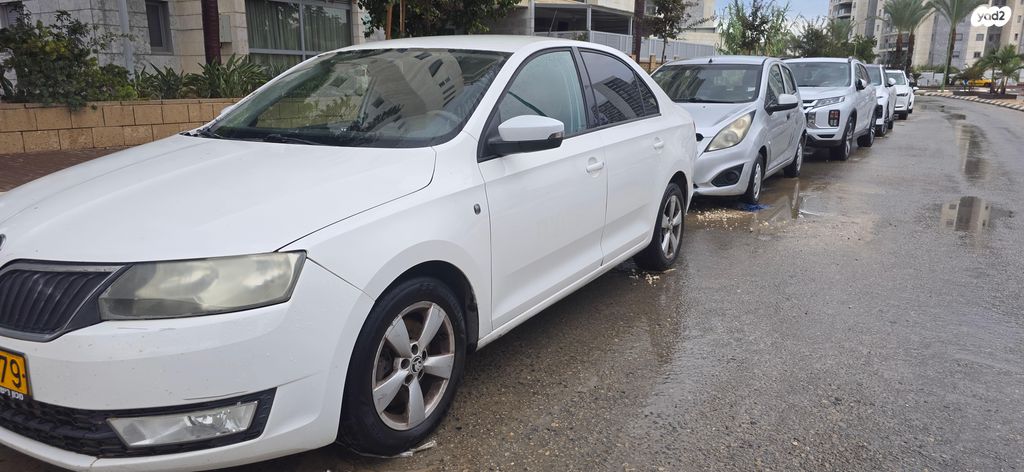 מודעת רכב סקודה ראפיד