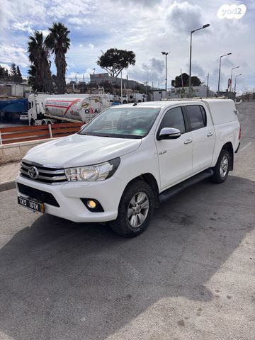 טויוטה היילקס