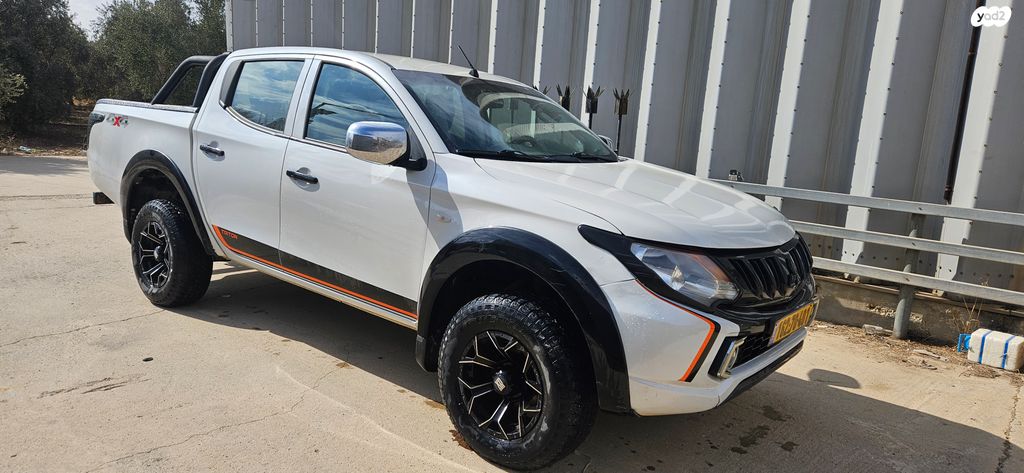 מודעת רכב מיצובישי טרייטון / L200