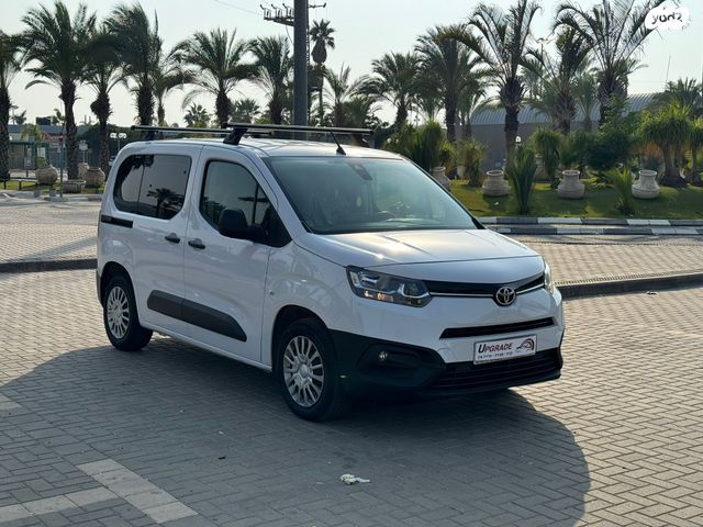 טויוטה פרואייס סיטי