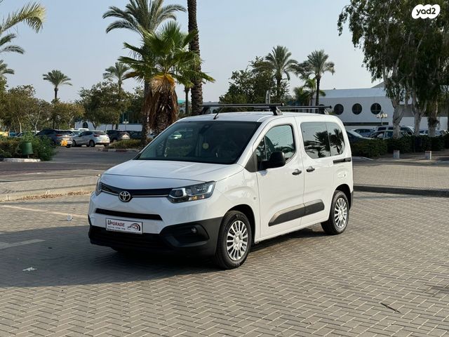 מודעת רכב טויוטה פרואייס סיטי