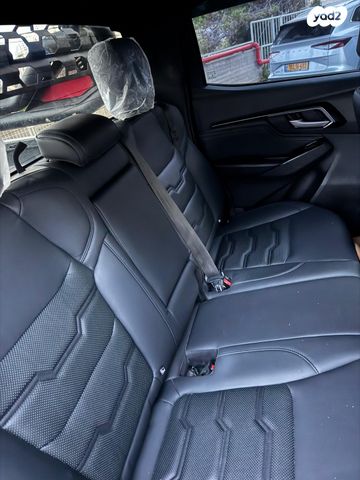 איסוזו די-מקס