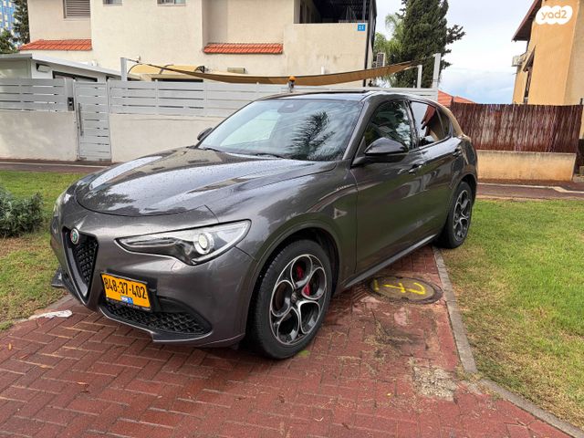 מודעת רכב אלפא רומיאו סטלביו