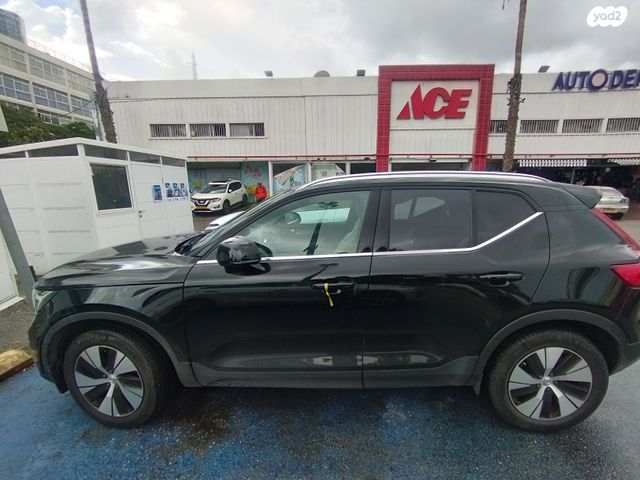 וולוו XC40