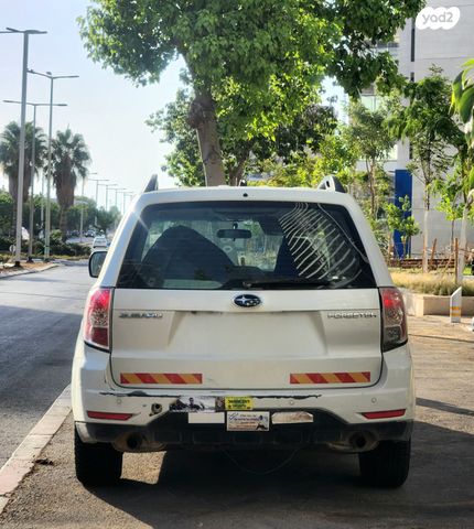 סובארו פורסטר