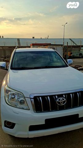 מודעת רכב טויוטה לנד קרוזר