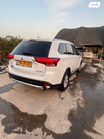 מיצובישי אאוטלנדר