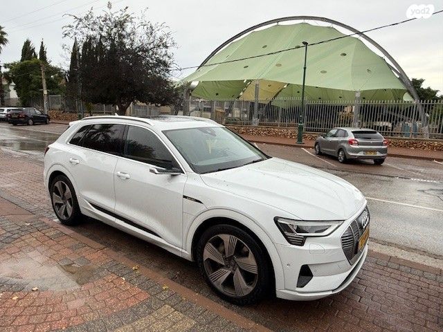 אאודי E-tron