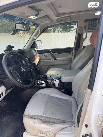 מודעת רכב מיצובישי פג'רו