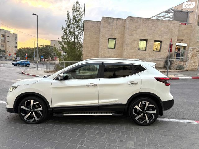 ניסאן קשקאי