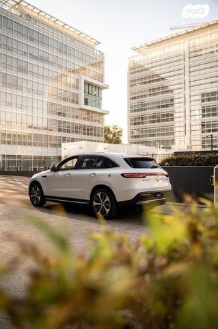 מרצדס-בנץ EQC