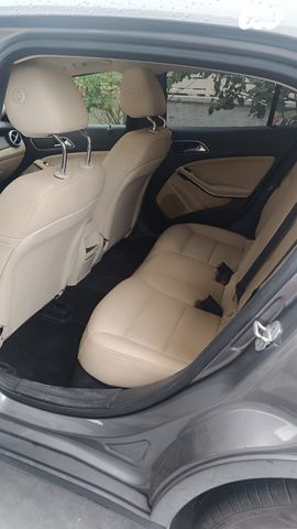 מודעת רכב מרצדס-בנץ GLA