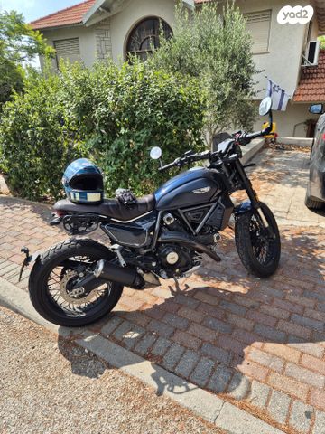 מודעת רכב דוקאטי סקרמבלר Night Shift 800 