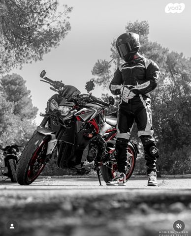 מודעת רכב קאוואסאקי Z900