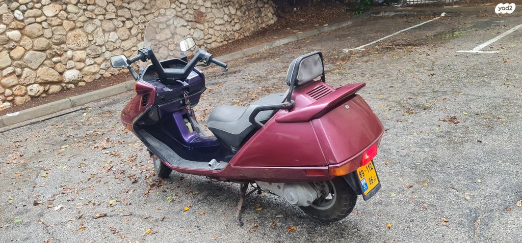 הונדה CN250