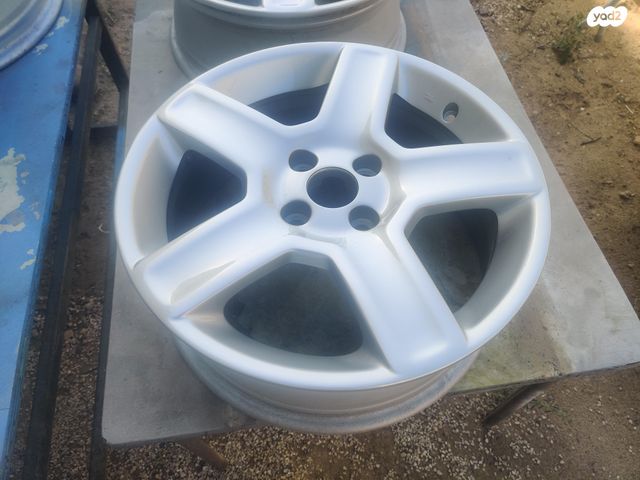 feedItemObj.data.row_1