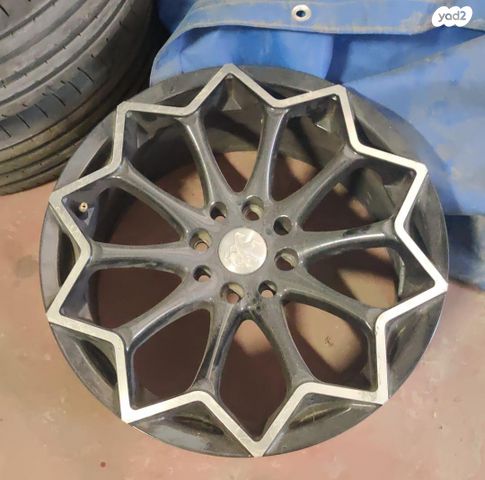 feedItemObj.data.row_1