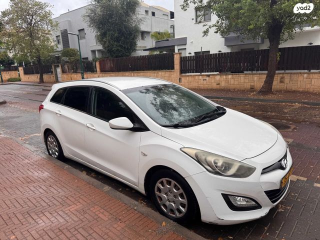 יונדאי i30