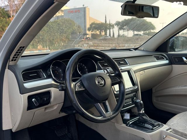 סקודה סופרב