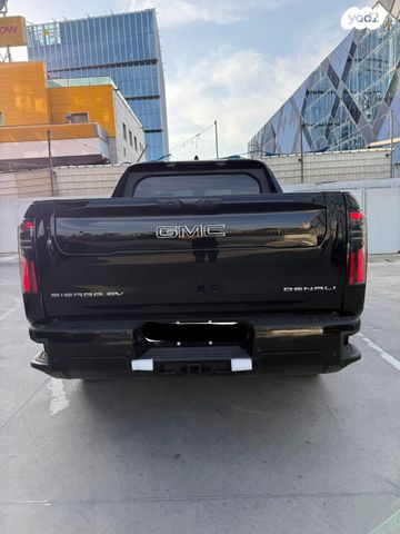 ג'י.אם.סי סיירה EV