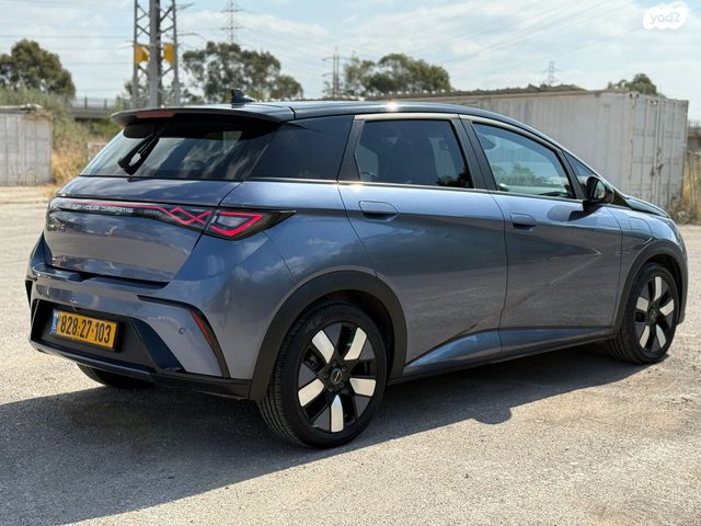 בי.ווי.די דולפין