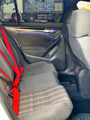 פולקסווגן גולף