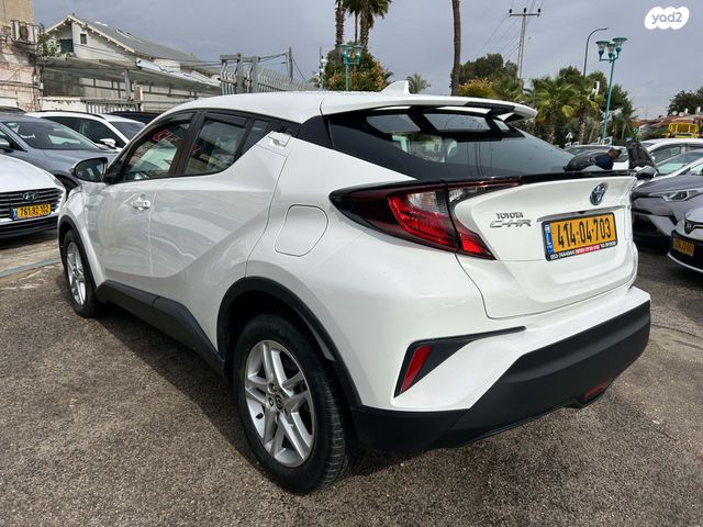 טויוטה C-HR