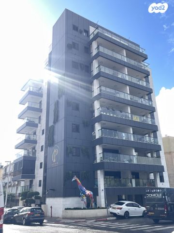 החשמונאים 56