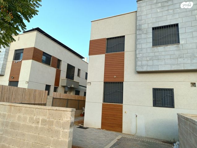 טולדנו ניסים 23