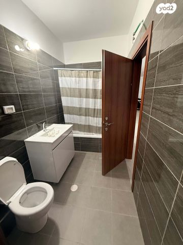 דירה, אריאל שרון 12, נווה שרון / שער העיר, נתיבות