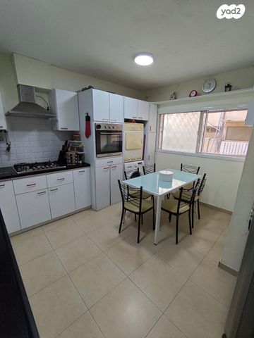 דירה, דרך אריאל שרון 18, בן גוריון, נצרת עילית / נוף הגליל