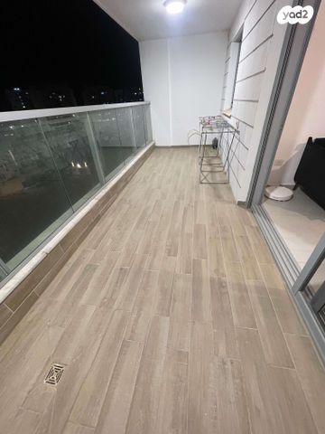 דירה, יצחק שמיר 14, נווה שרון / שער העיר, נתיבות