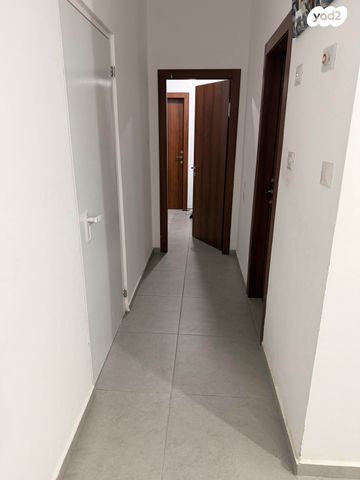 דירה, אריאל שרון 12, נווה שרון / שער העיר, נתיבות