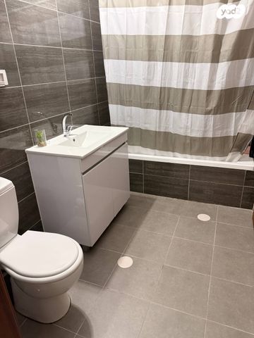 דירה, אריאל שרון 12, נווה שרון / שער העיר, נתיבות