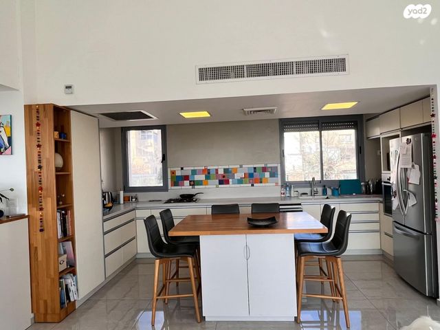 גג/ פנטהאוז, דוכיפת 5, סנסן, צור הדסה