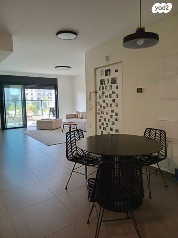 דירה, המשוט 3, נאות רבין, יבנה