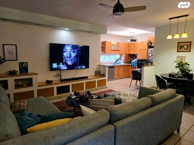 דירה, ביאליק 2, ארלוזורוב, כפר סבא